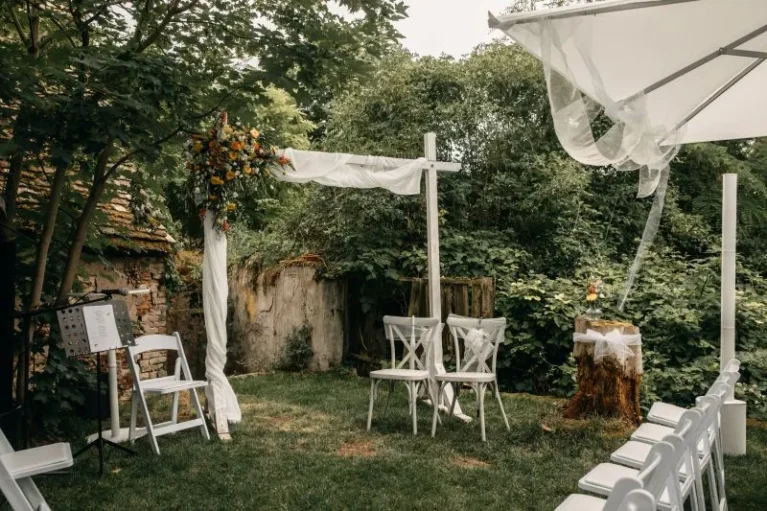Freie Trauung im Garten